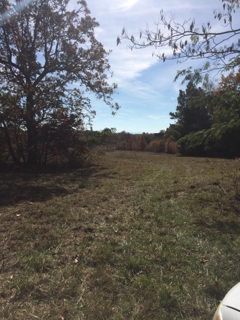 Plateau Road: Plateau Road, Crossville, TN 38571